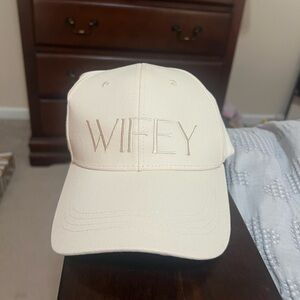 Cream 'Wifey' Embroidered Cap